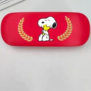 Snoopy Red Glasses Case